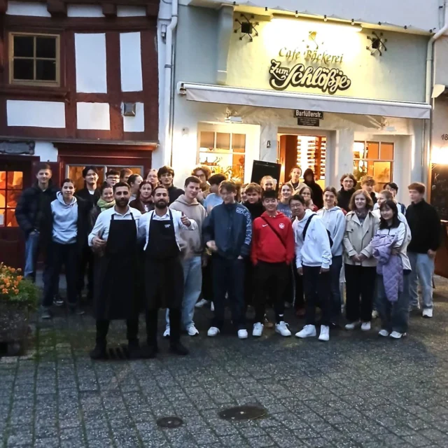 Das Bundesjugendorchester zu Gast im "Zum Schlöß'je". Ein gelungener Abend...!